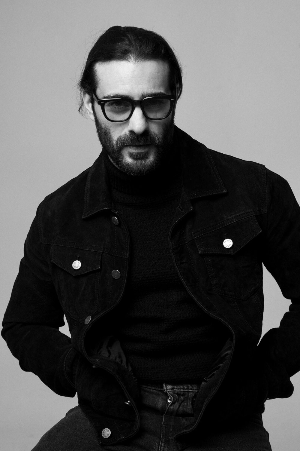 book actor ibrahim estudio blanco y negro